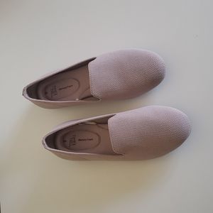 Pink flats